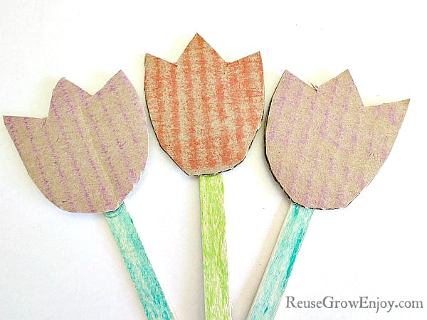 How To Craft Flowers with Cardboard