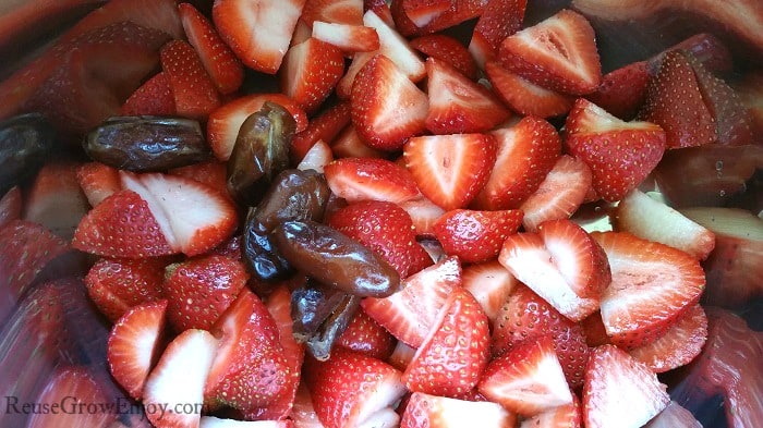 Strawberry Instant Pot Jam - Reuse Grow Enjoy