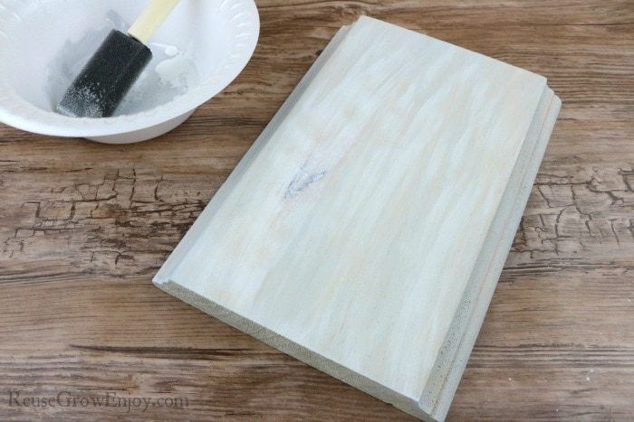 Add streaks of white to wood