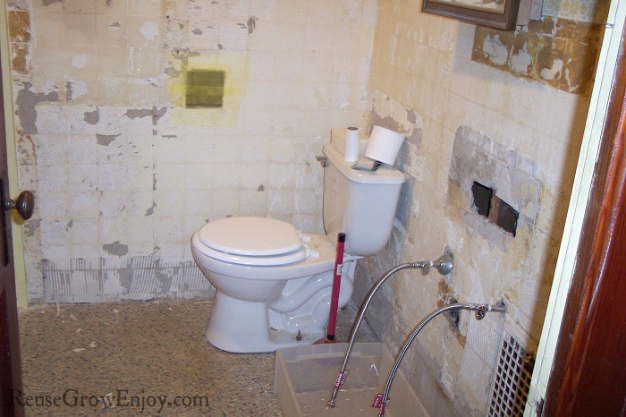 Are you wanting to redo the bathroom but don't have a lot of money to do it? You will be shocked how much you can do to remodel with a really small budget. Check out this frugal DIY bathroom remodel for some tips.