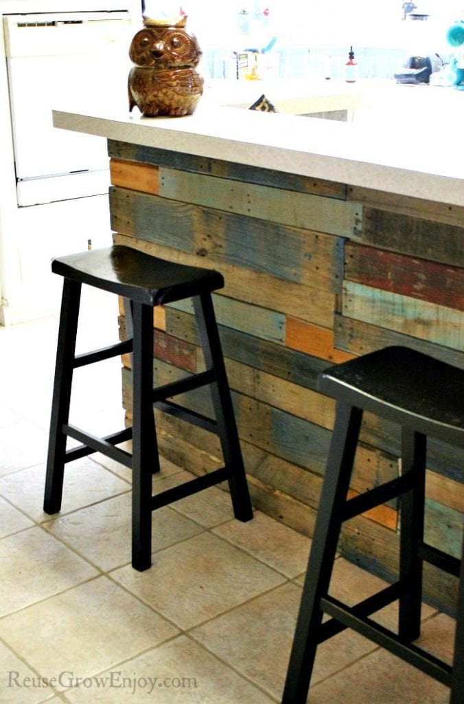 DIY Pallet Wall Project - Reuse Grow Enjoy