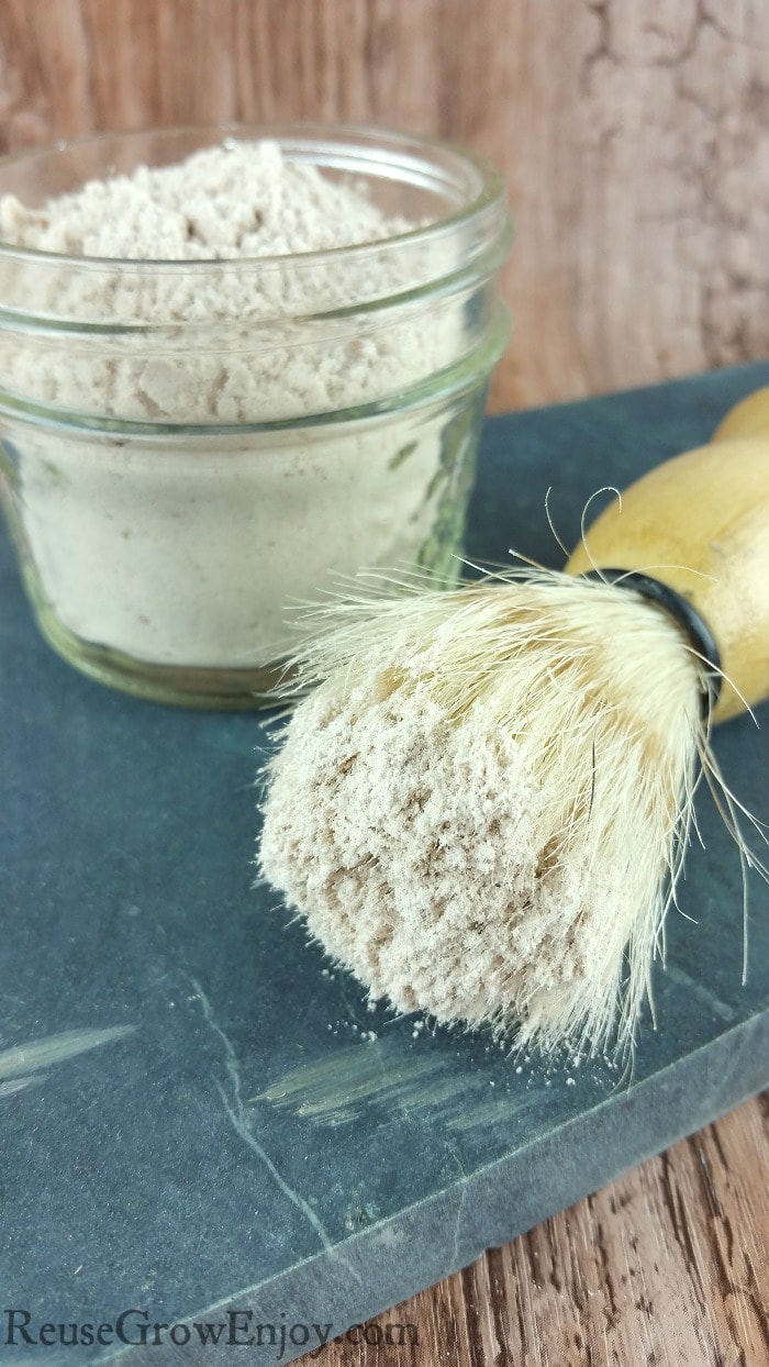 Ever had a time when your hair needs washed but you don't have time to do it? That is when dry shampoo comes in handy! I will show you how to make DIY Dry Shampoo for blondes!