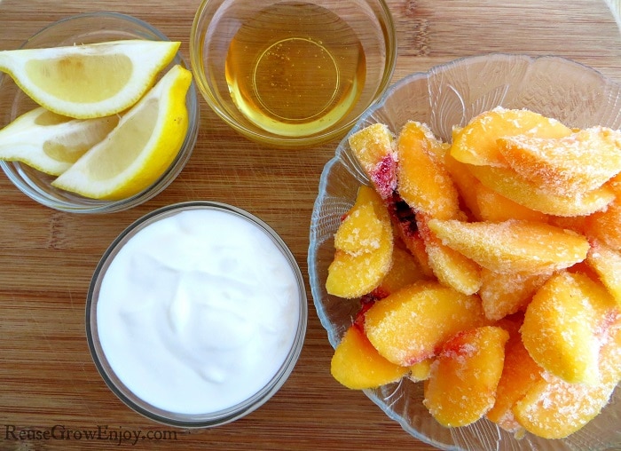 Healthy Peach Frozen Yogurt