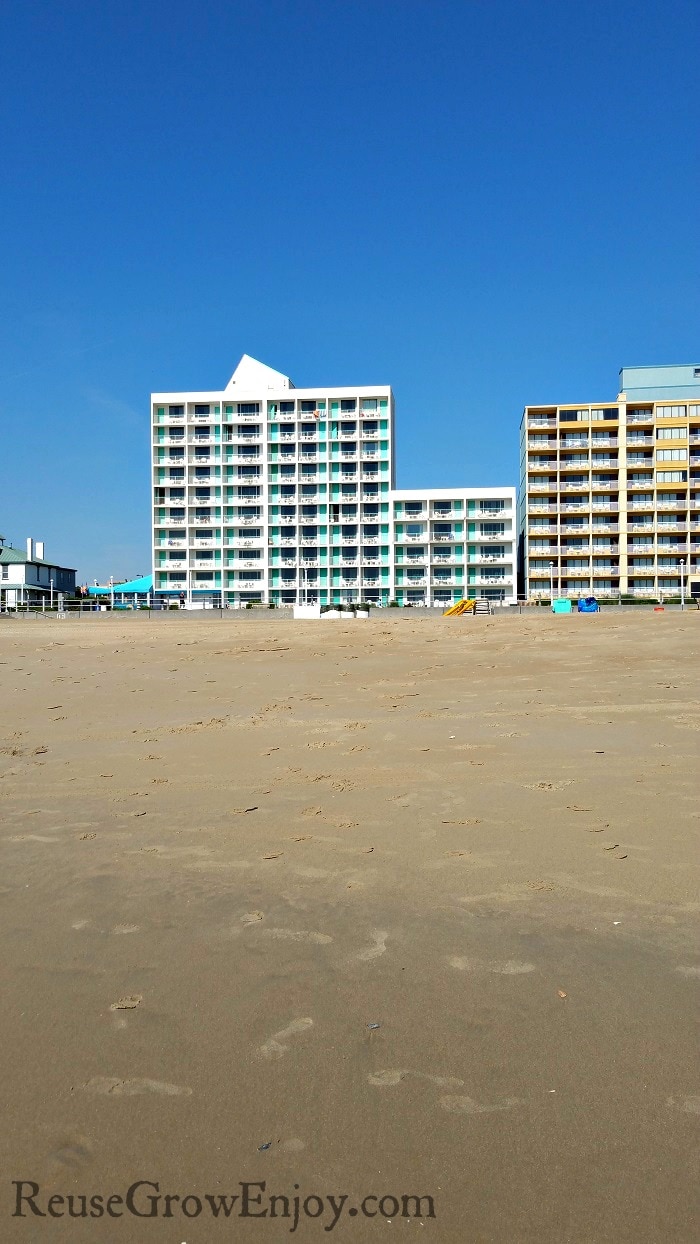 Thinking of taking a trip to Virginia Beach? We love to stay at Baymont Inn & Suites! It is a nice place with AMAZING views!