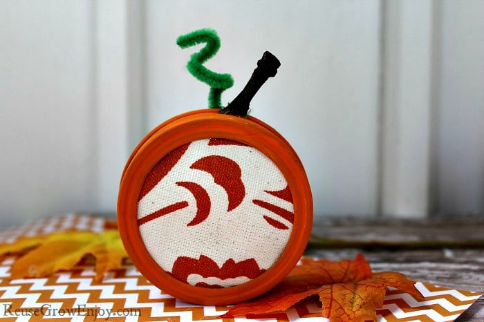 Mason Jar Lid Pumpkin Craft