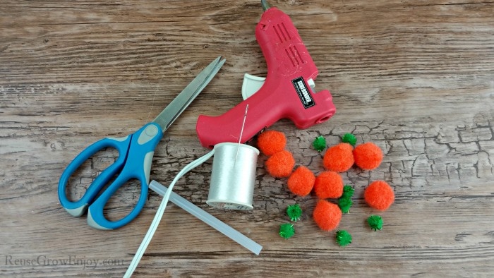 Pompom Pumpkin Supplies