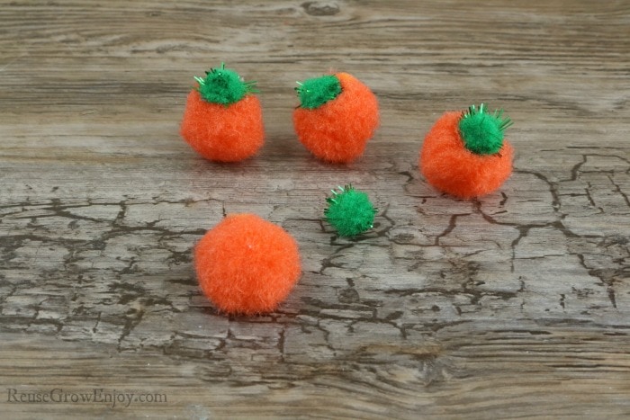 Pumpkin Pompoms in the making