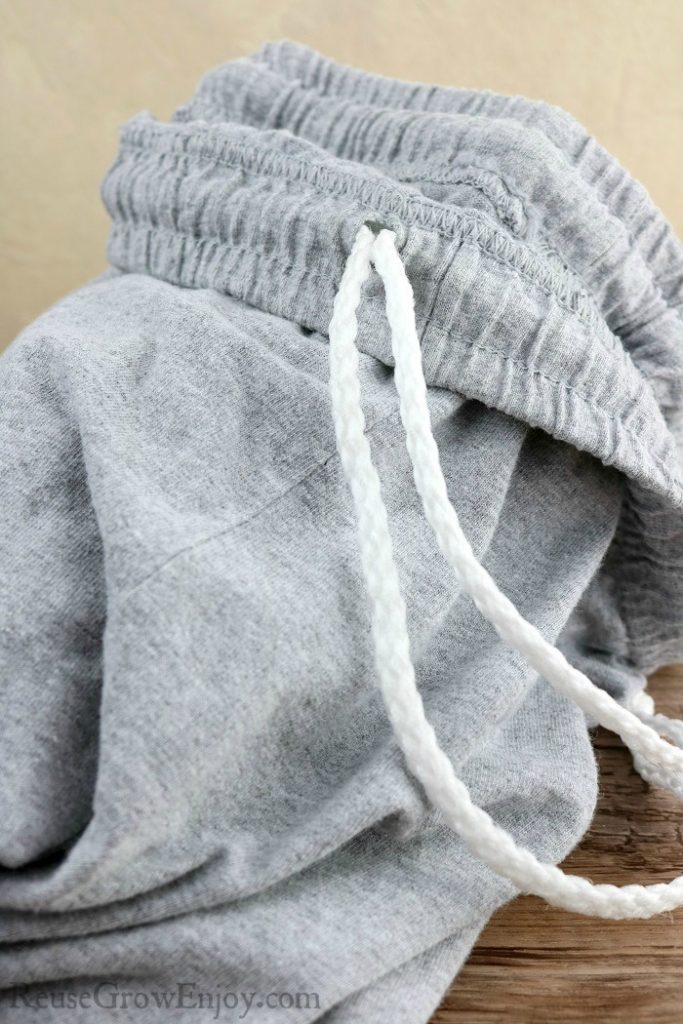 drawstring ties