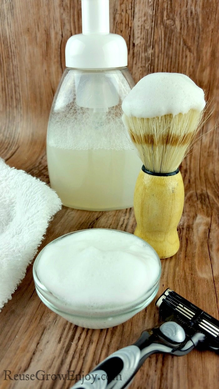 Looking to start using more natural personal care products? Well, I have a DIY shaving cream for you to try. It is super easy, pretty cheap and works really well. Plus it is good for both men and women.