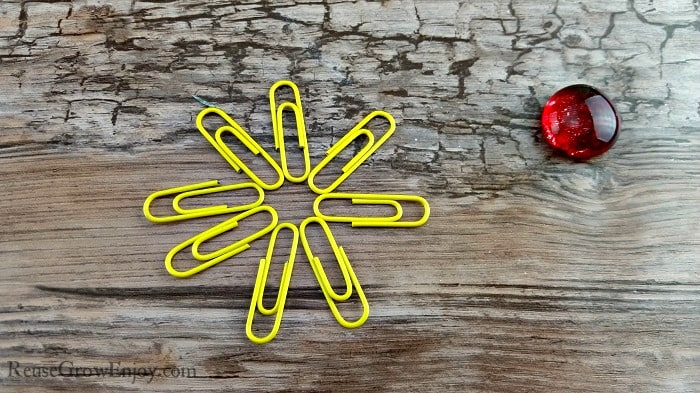 Simple Paper Clip Florals DIY Recycled Crafts