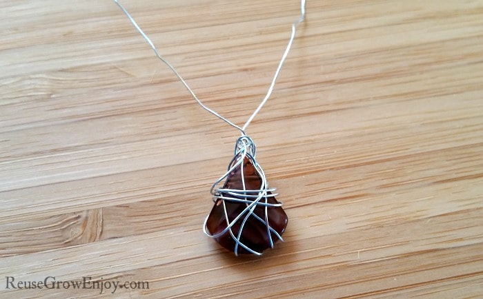 DIY WIRE WRAPPED ROCK NECKLACE 